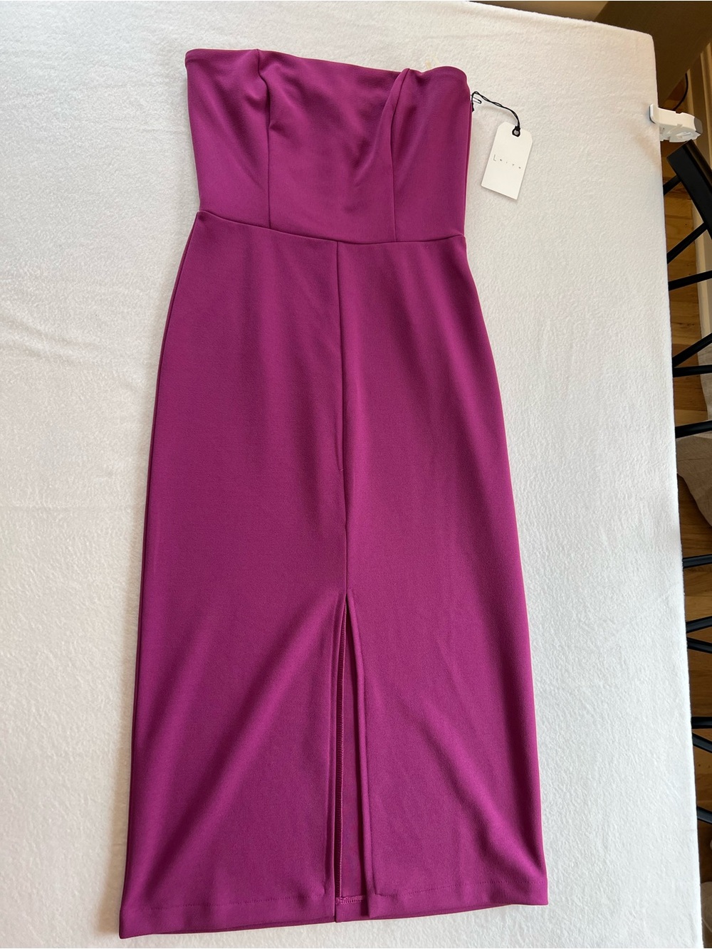 Leith Strapless Fuchsia Midi Dress size small NWT